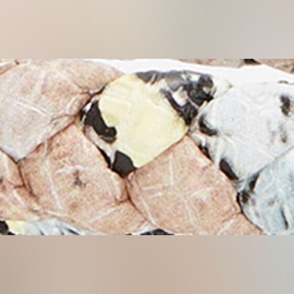 Vince Camuto  - Picture 14 of 17